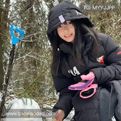 经律富